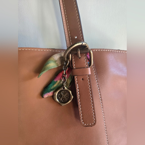 Patricia Nash Arlia Leather Tote with Dustbag NWT Hazelnut Color - Picture 3 of 6